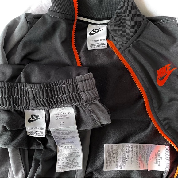 Nike Futura Tricot Tracksuit “Anthracite” Grey/Orange - Toddler Size 2T 1-2 Yrs - Picture 3 of 4